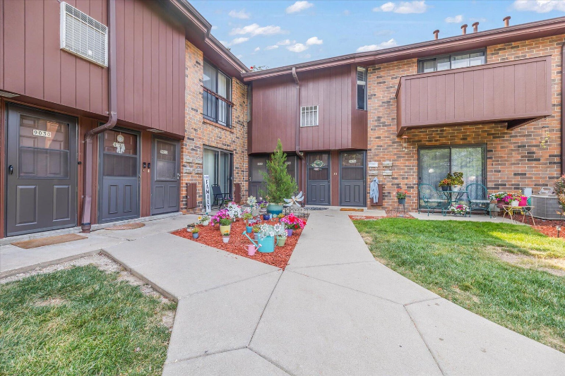 Brown Deer Condo: 9033 N Park Plaza Ct
