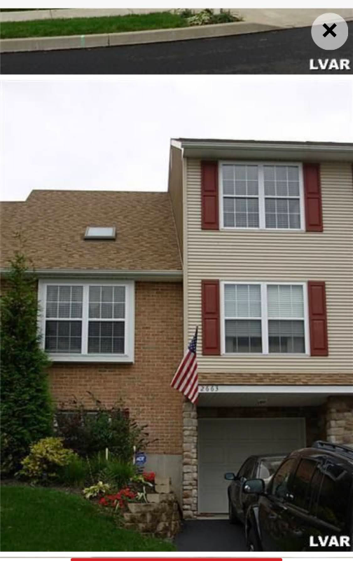 Easton Townhome: 2663 Anthony Ct