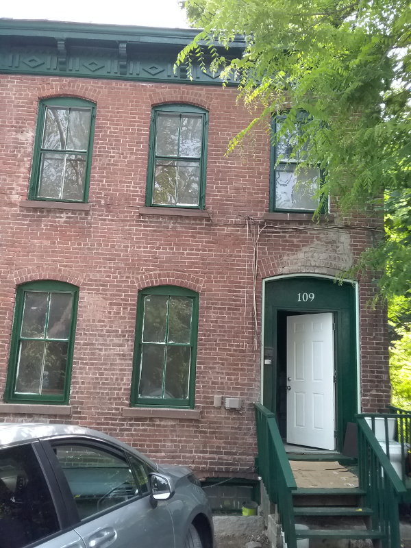 Newburgh House: 109 Clinton St.