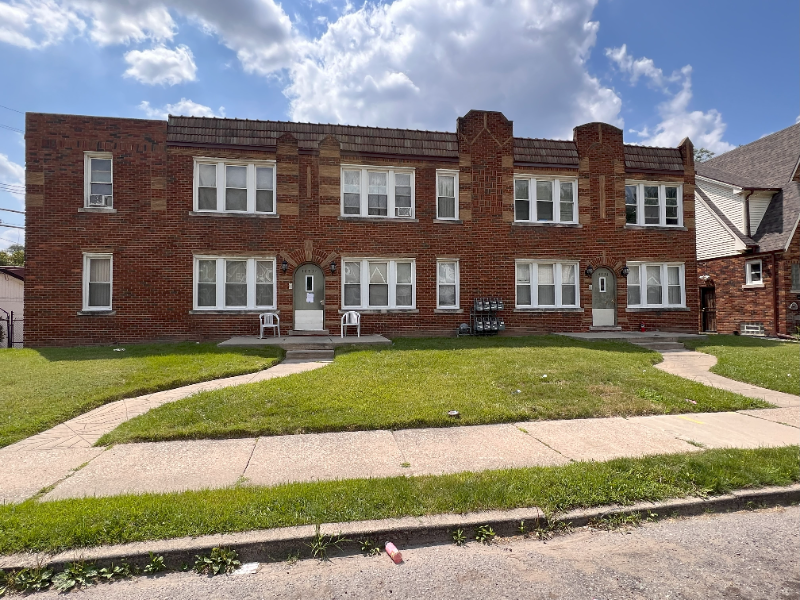 Detroit Apartment: 14731-14735 Woodmont