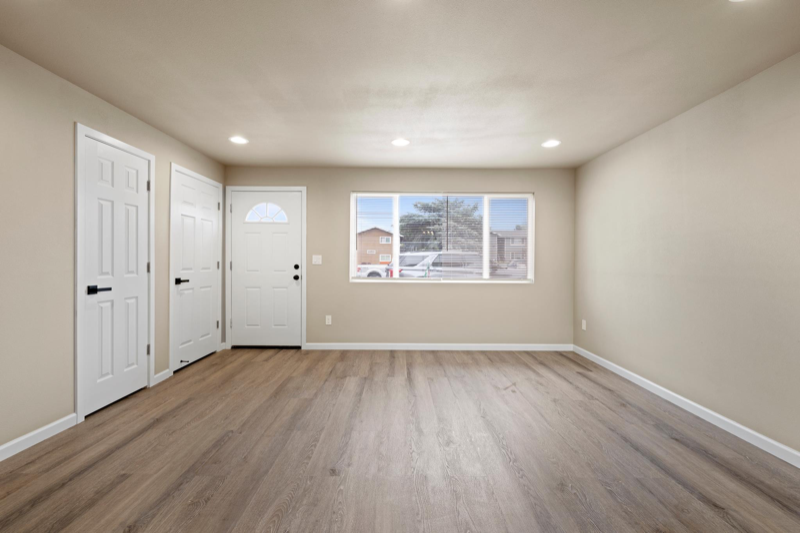 Kennewick Multiplex: 1119 N Buchanan St C