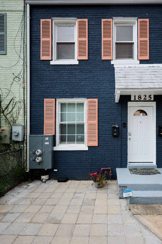 Washington Townhome: 1825 H Street NE