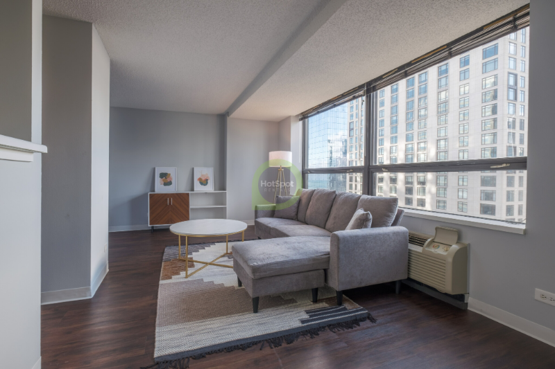 Chicago Condo: 454 E Ohio