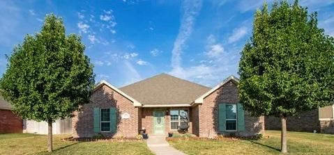 Amarillo House: 7304 City View Dr