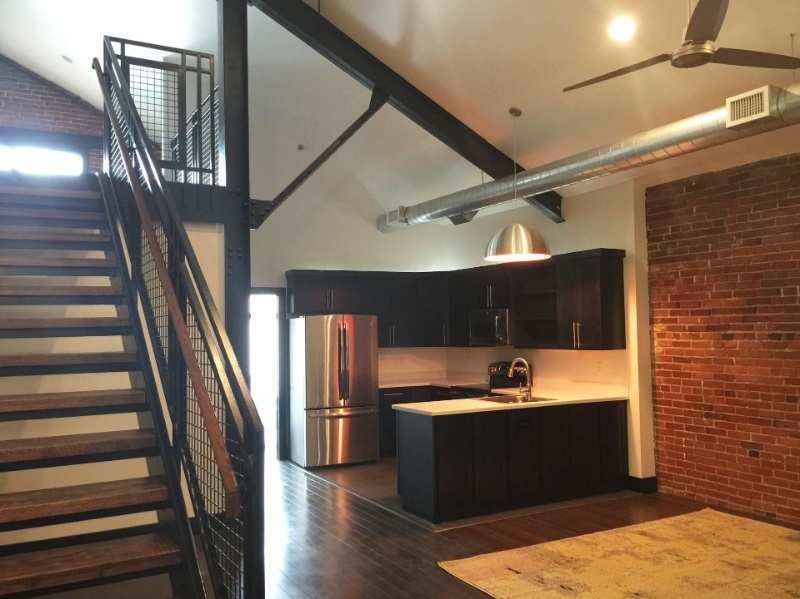 Pittsburgh Apartment: 168 South 19th St