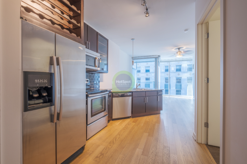 Chicago Condo: 188 N Kinzie