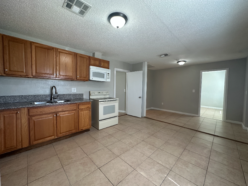 North Las Vegas Apartment: 2536 Carroll