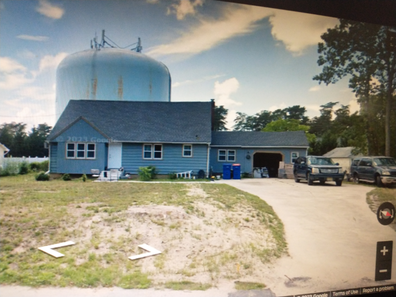 Millville House: 104 Geissinger Ave