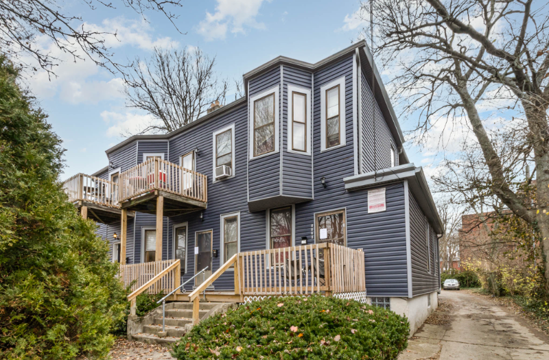 Cincinnati Apartment: 3028 Cleinview Ave