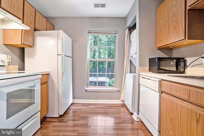 Germantown Condo: 13753 Harvest Glen Way