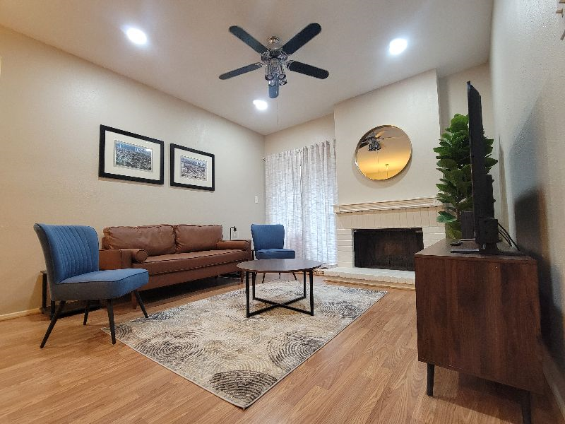 HOUSTON Condo: 7900 North Stadium Drive