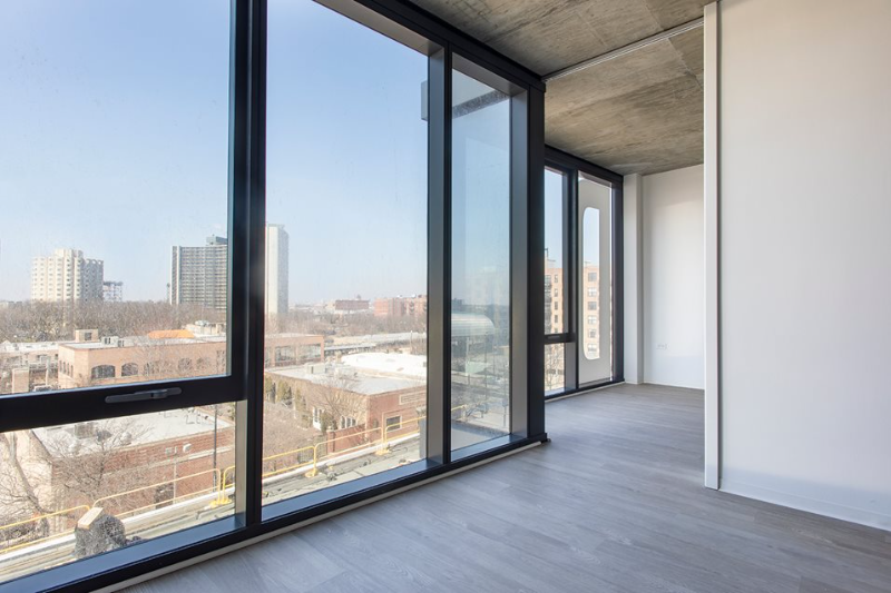 Chicago Apartment: 2100 S Wabash