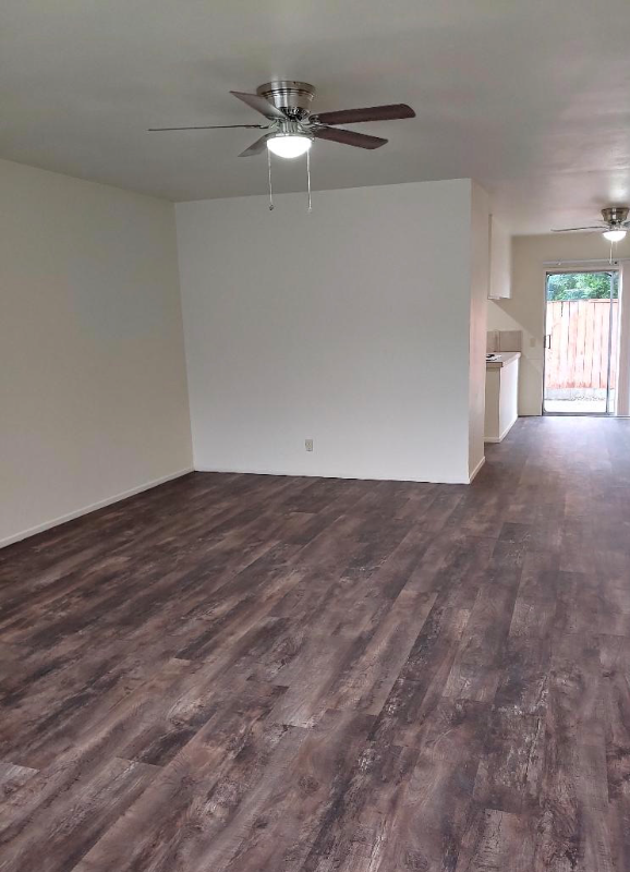 Palm Springs Apartment: 493 E. Vista Chino