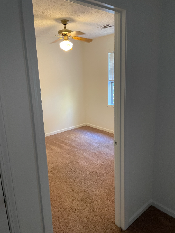 Kennesaw House: 3230 Meadowlark Lane