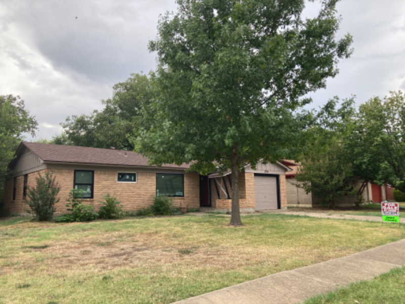 Sherman House: 1704 West Birge St.