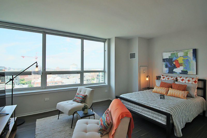 chicago Apartment: 750 west adams street