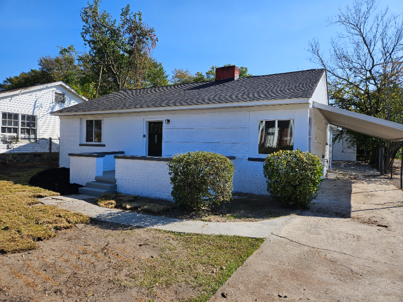 Columbia House: 2202 High St