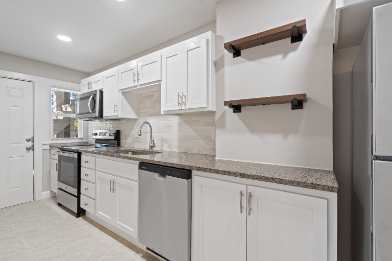 Kansas City Apartment: 1817 - 1819 W 41st Street