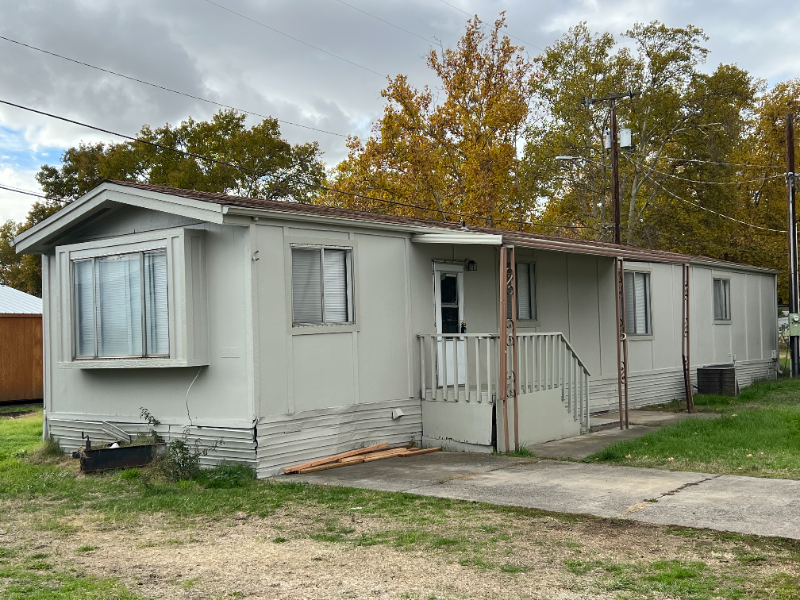 Milton Freewater House: 84532 Highway 11