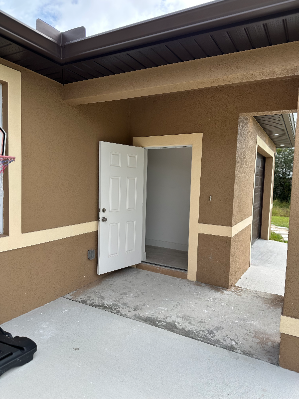 Lehigh Acres Townhome: 2 Gilbert Ave S