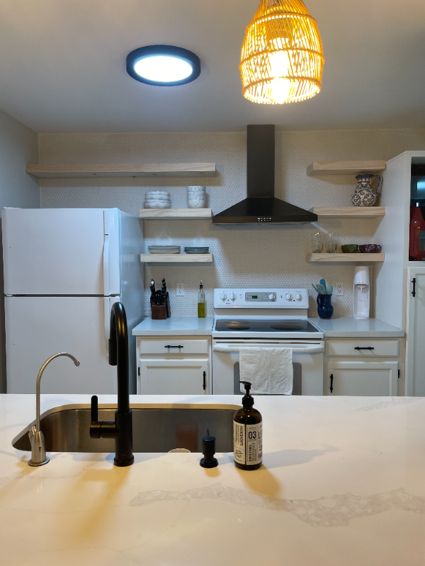 Mesa Condo: 533 W. Guadalupe Rd