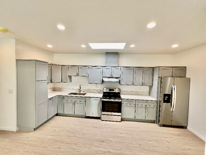 Los Angeles House: 859 WEst 43rd place