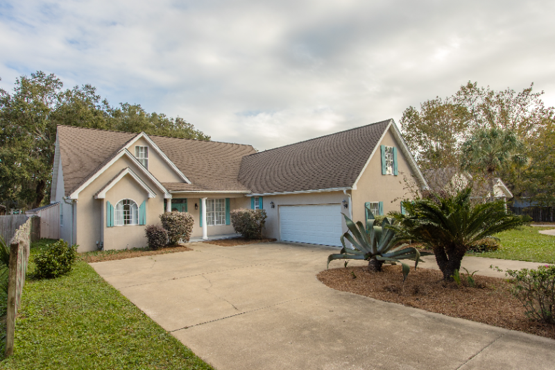 Saint Simons Island House: 215 S. Harrington Road