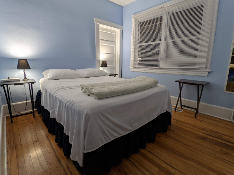 Asheville House: 28 Ravenscroft Drive