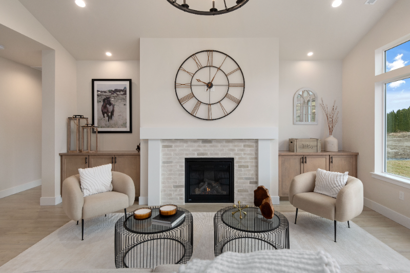 Richland House: 707 Mara Loop.