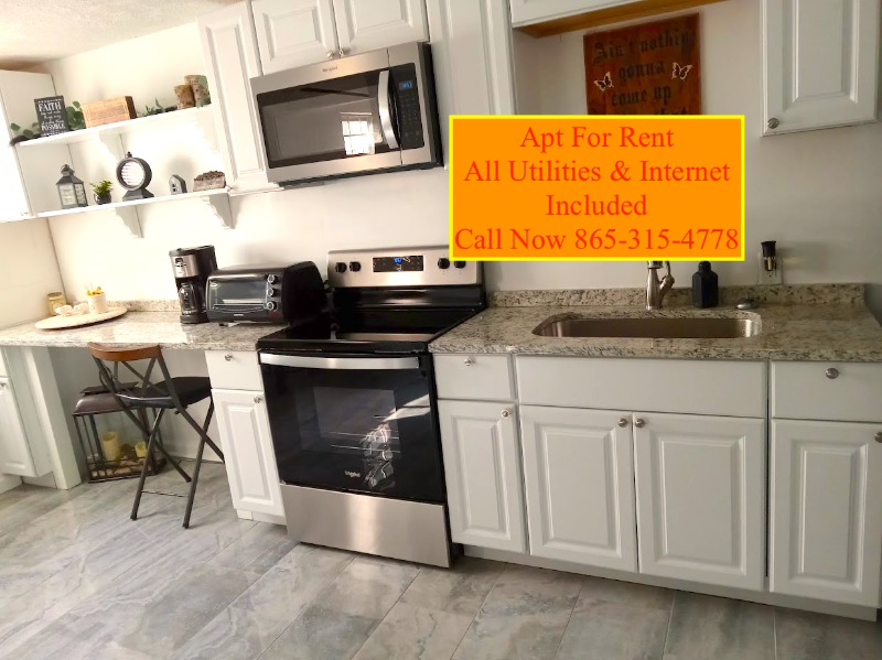 MARYVILLE Multiplex: 409 BONNIE BRAE DR