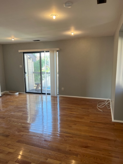 Voorhees Condo: 1508 Britton Pl