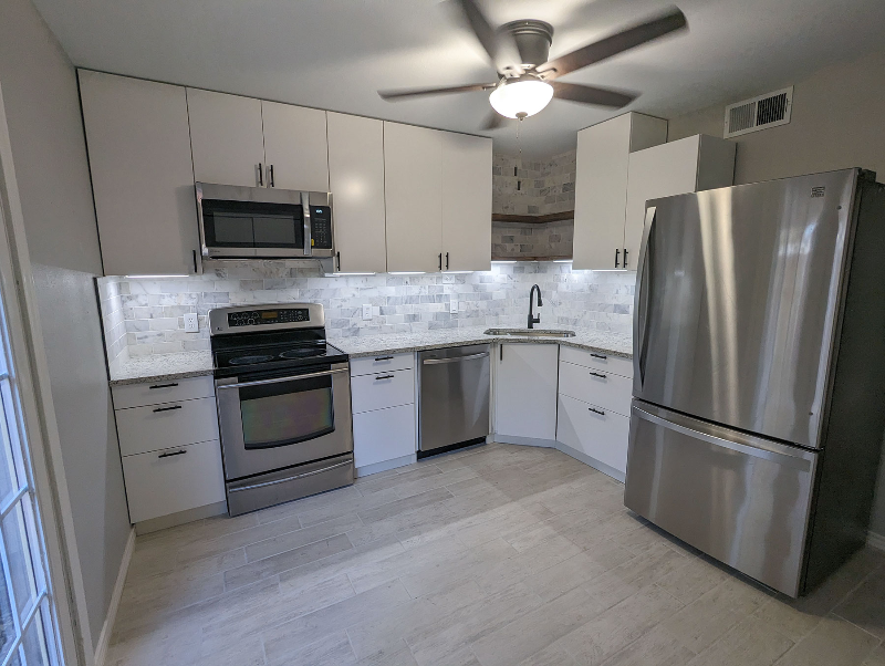 Johnson City Townhome: 114 Scofield Ave