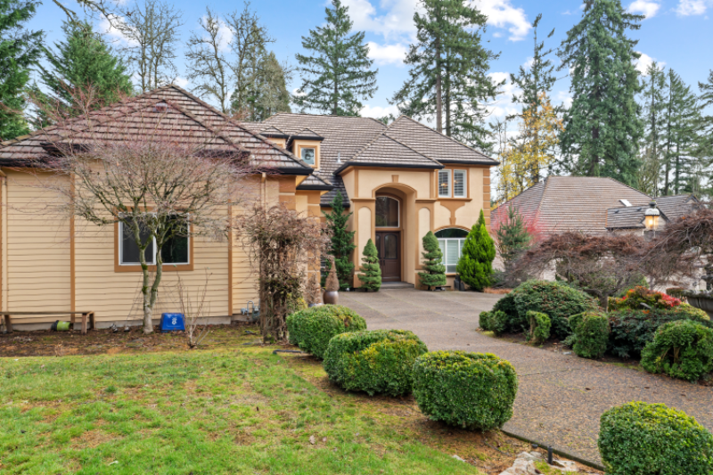 Lake Oswego House: 14112 Heathrow ln
