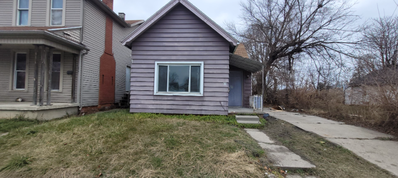 Toledo House: 616 Knower St.