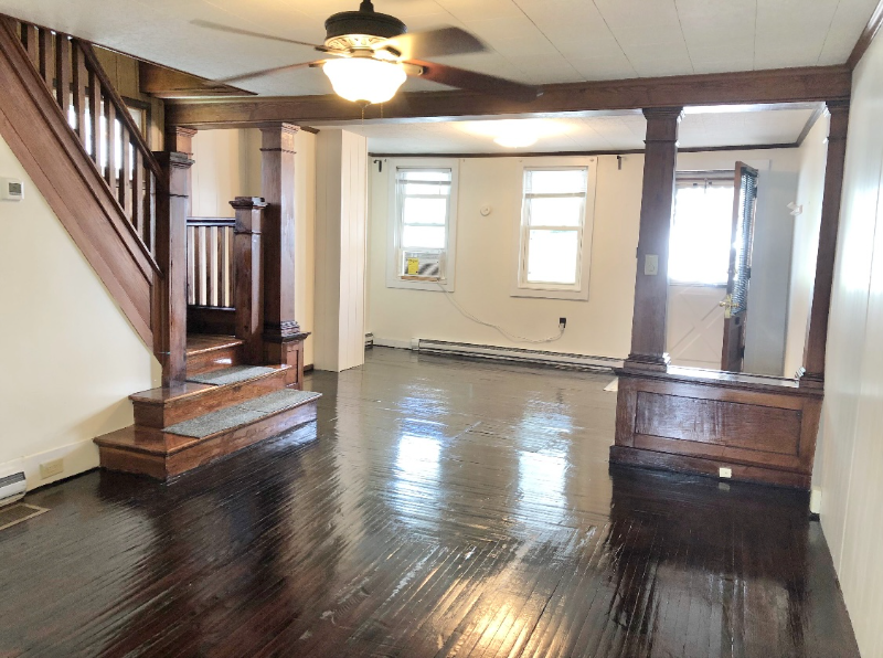 Danville Townhome: 1111 Vine Street