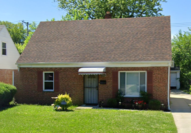 Euclid House: 20900 Crystal Ave