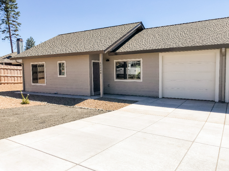 Paradise Multiplex: 6020 Peck