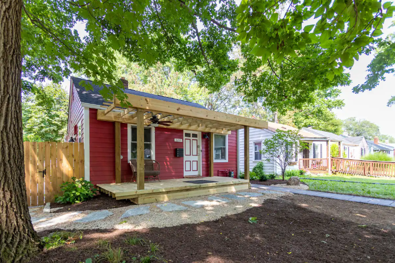 Indianapolis House: 5006 Rosslyn ave