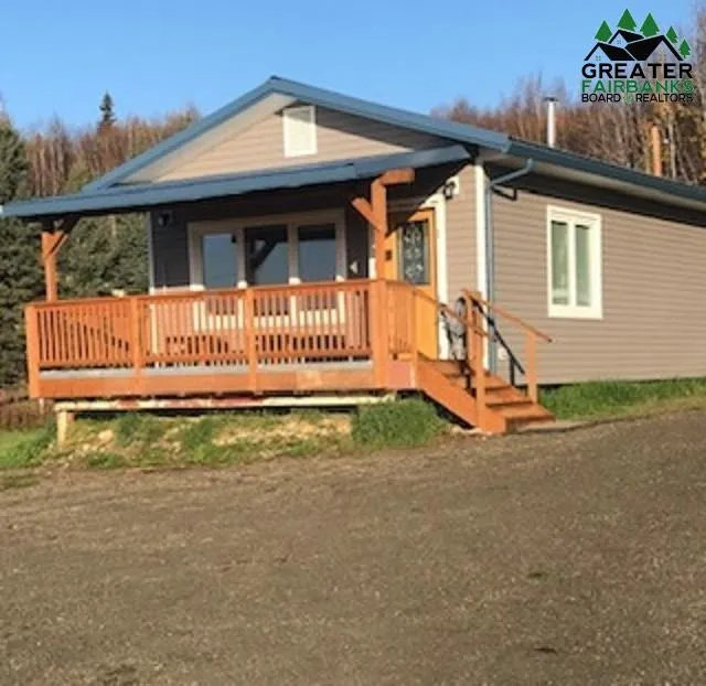 Fairbanks House: 690 El Rancho Drive