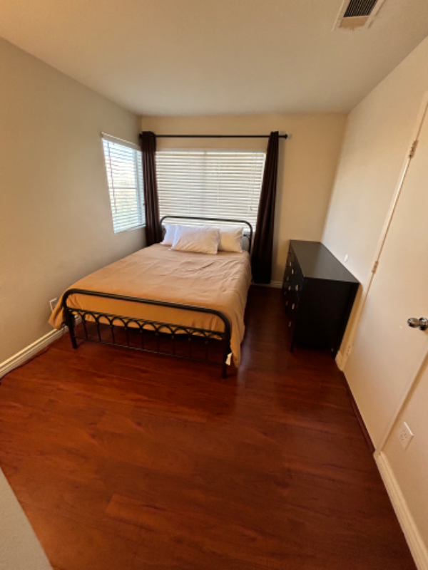 Las Vegas House: 1746 Gatepost Ave