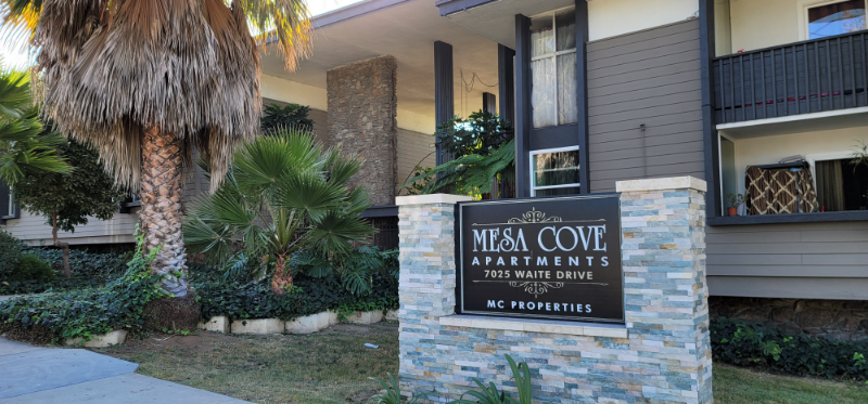 La Mesa Apartment: 7025 Waite Dr.