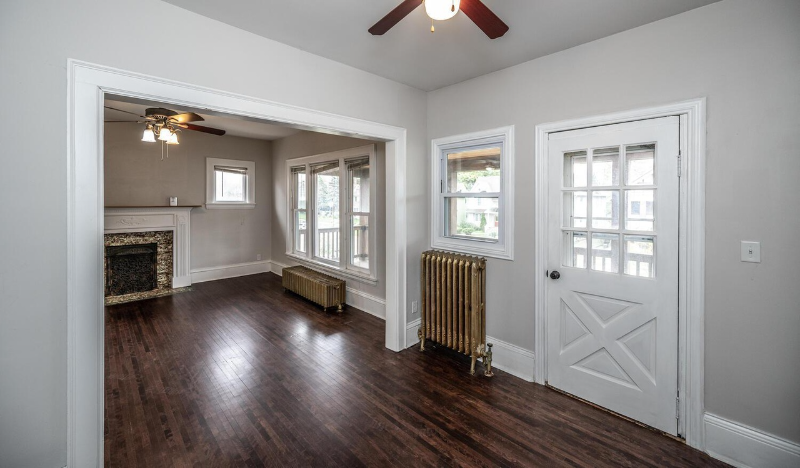 Saint Paul Multiplex: 979 Marshall Ave