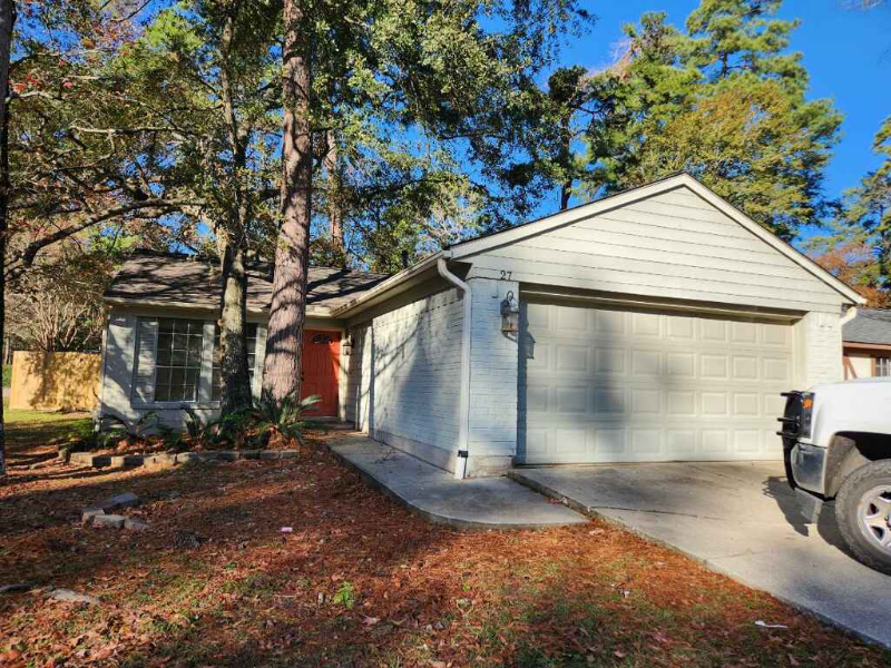 Spring House: 27 N Circlewood Gln