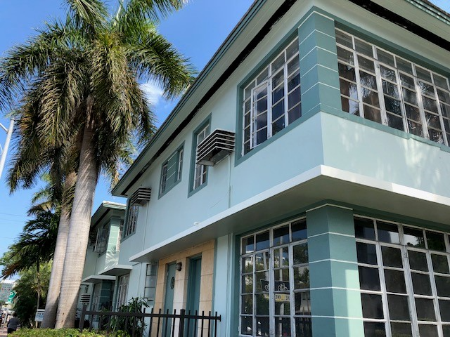 Miami Beach Condo: 1030 16th St