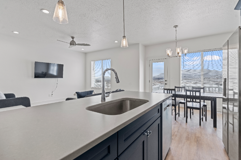 LEHI Townhome: 4116 W 1530 N