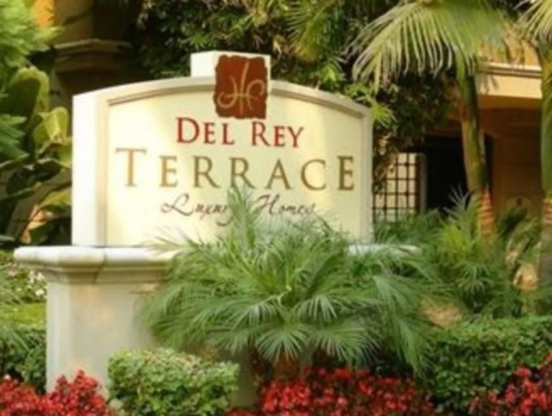 Marina del Rey Condo: 4060 Glencoe Ave