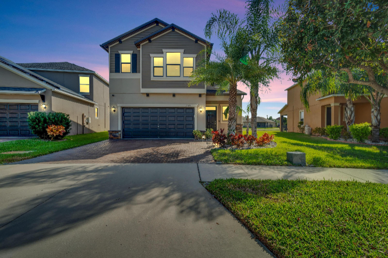 Ruskin House: 10035 Ivory Dr