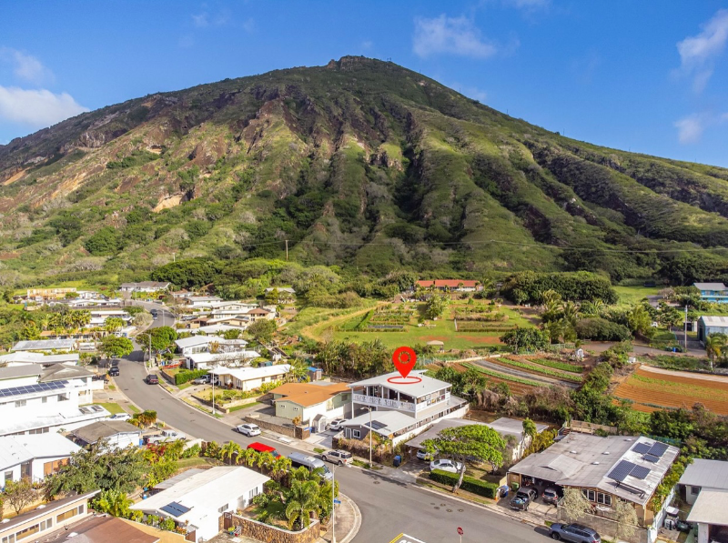 Honolulu House: 665 Kapaia street