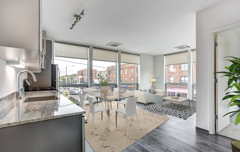 Chicago Condo: 2354 N California