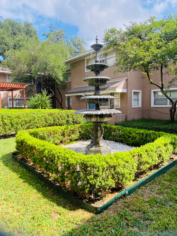 houston Apartment: 3619 garrott